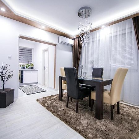 Apartman Nina II Sremska Mitrovica Eksteriør bilde